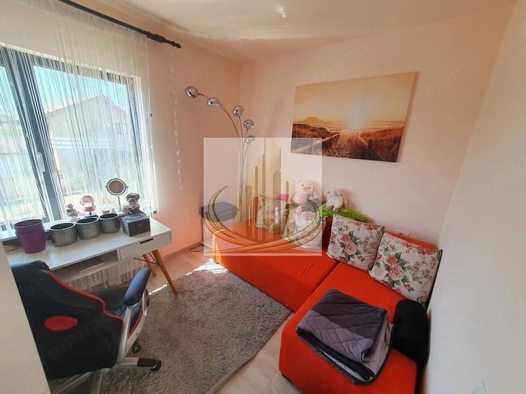 Casă cu Teren 375 Mp în Dumbrăvița