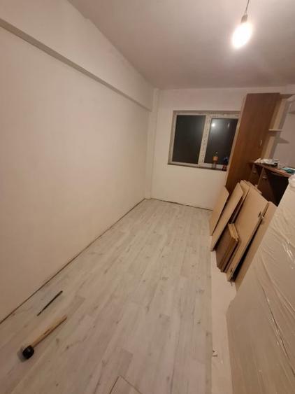 Garsonieră decomandată, mobilată în Brestei