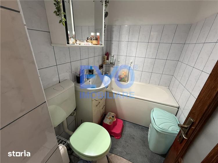Apartament cu 2 camere semidecomandat în Dacia