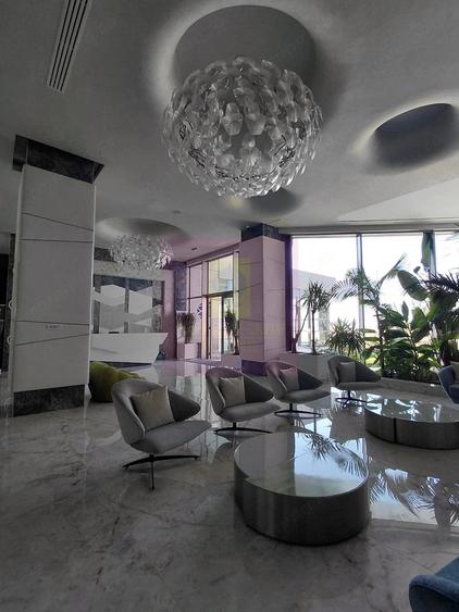 Apartament cu 3 camere nedecomandat în Nord