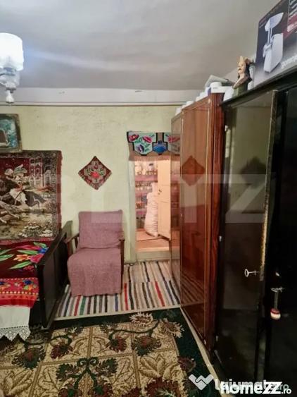 Casă cu 3 camere cu Teren 1200 Mp în Central
