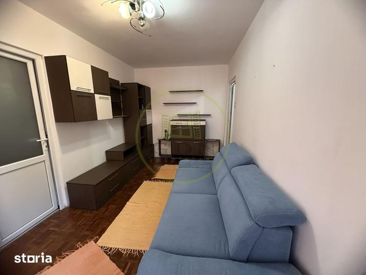 Apartament cu 2 camere semidecomandat, mobilat în Valea Rosie
