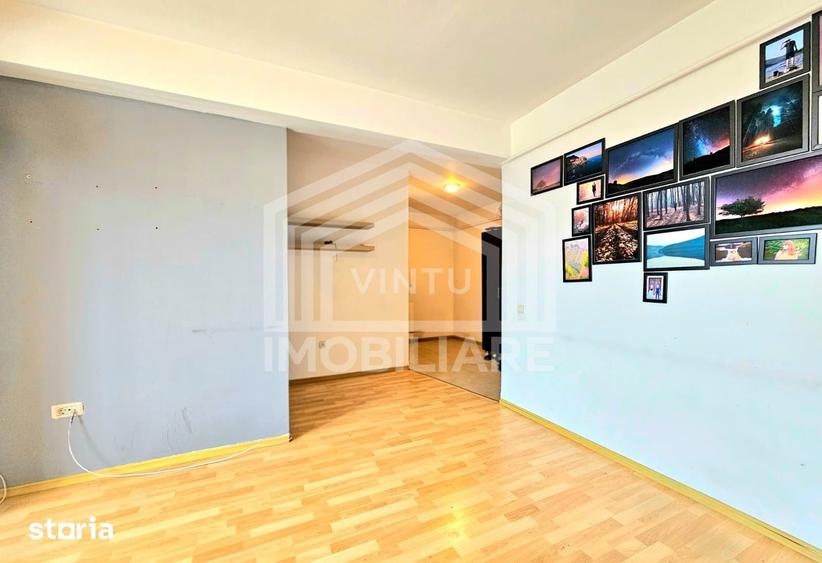 Apartament cu 2 camere semidecomandat în Chitila
