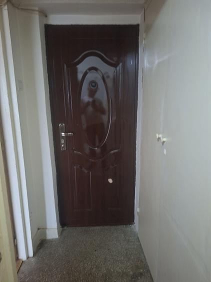 Garsonieră semidecomandată în Titan