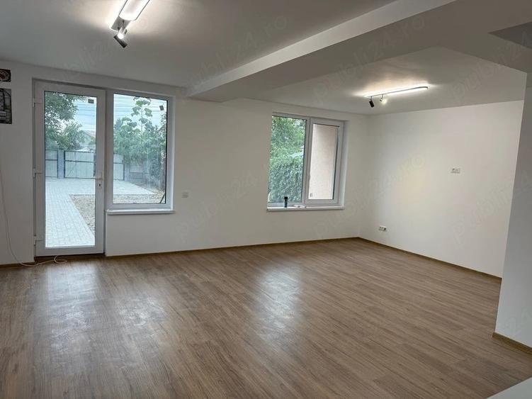 Casă cu 6 camere cu Teren 367 Mp în Săftica