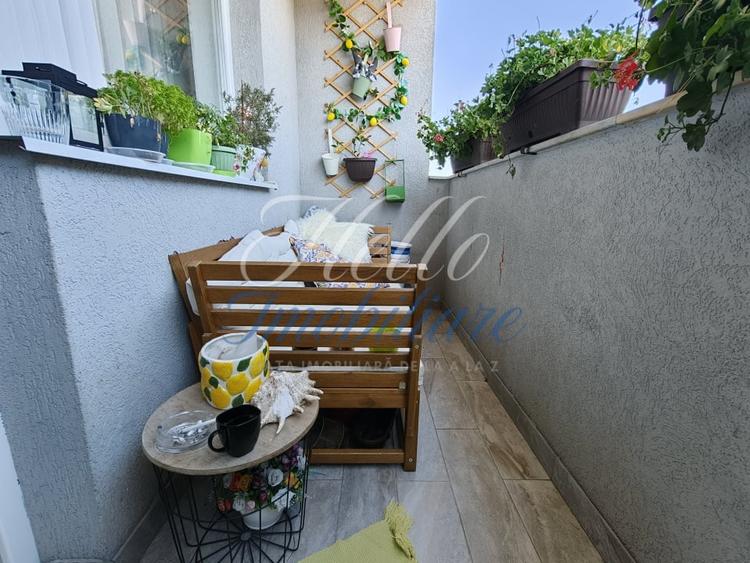 Apartament cu 2 camere semidecomandat, mobilat în Florești