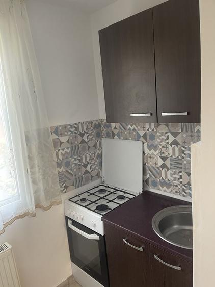 Garsonieră semidecomandată în Sânmartin