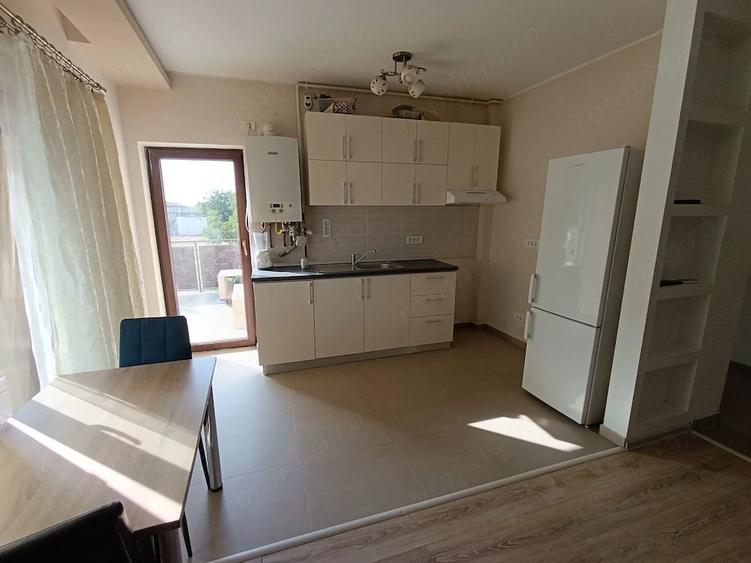 Apartament cu 3 camere decomandat în Dumbrăvița