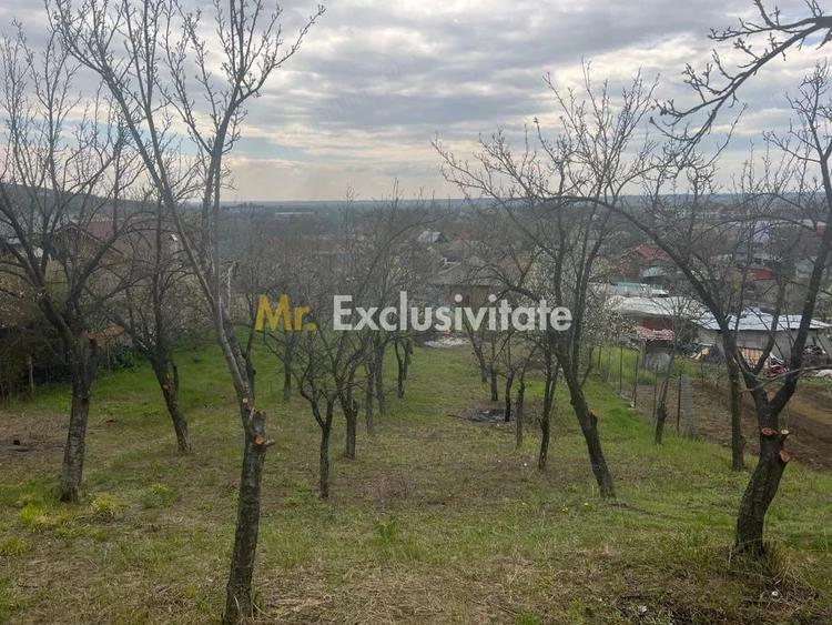 Teren de 2200 mp, în Călinești