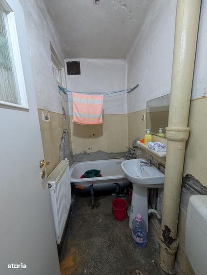 Apartament cu 2 camere decomandat în Banca Națională