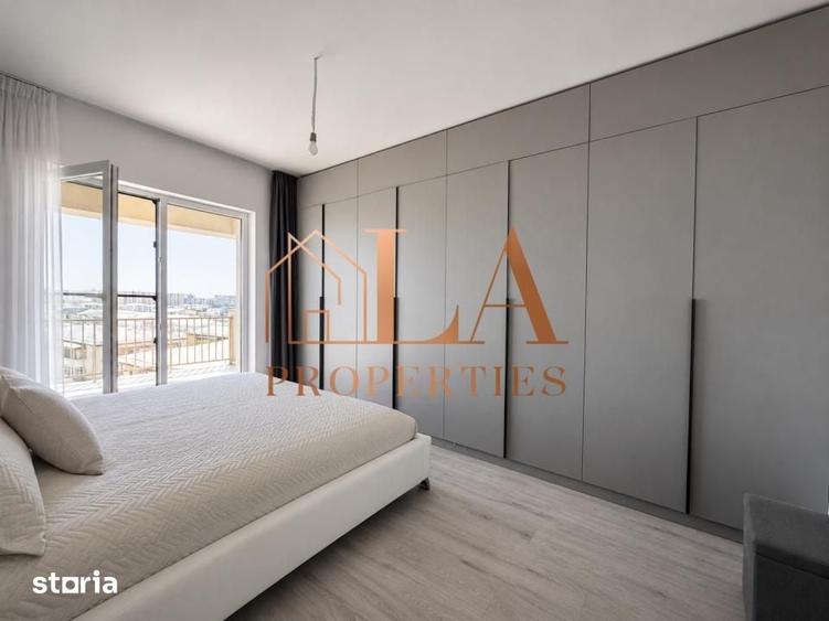Apartament cu 3 camere decomandat în Titan