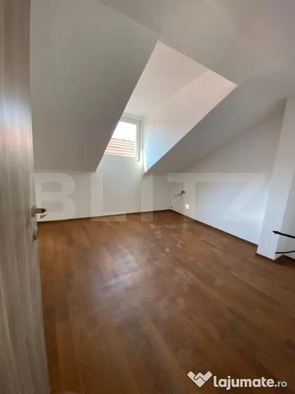 Apartament cu 5 camere decomandat, mobilat în Decebal