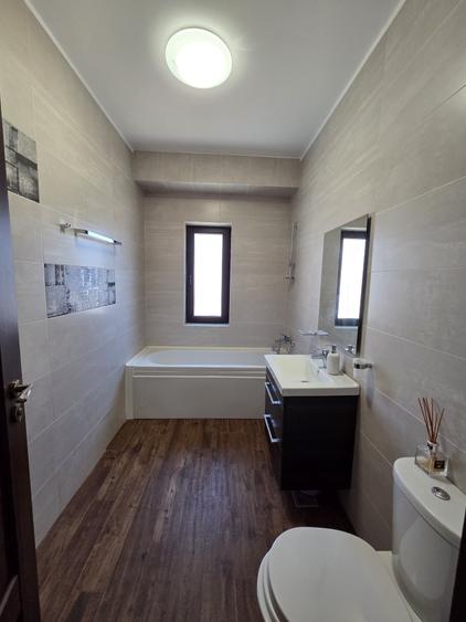 Apartament cu 2 camere semidecomandat, mobilat în Tomis Plus