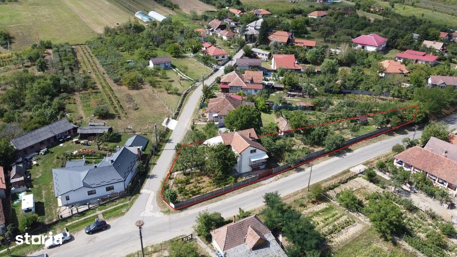 Casă cu 4 camere cu Teren 806 Mp în Viile Satu Mare
