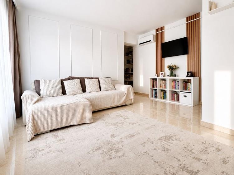 Apartament cu 2 camere semidecomandat în Piața Unirii