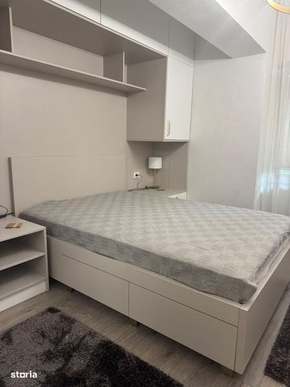 Apartament cu 7 camere în Breazu