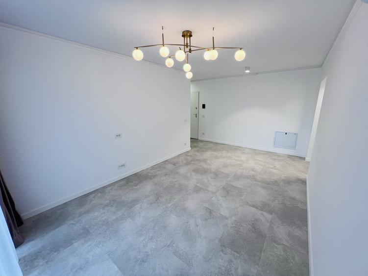 Apartament cu 2 camere semidecomandat, mobilat în Pipera