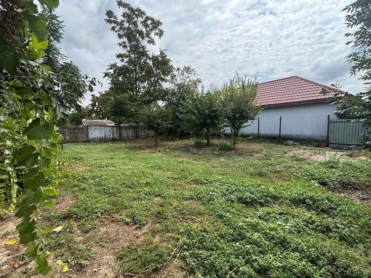 Casă cu 3 camere în Silistraru