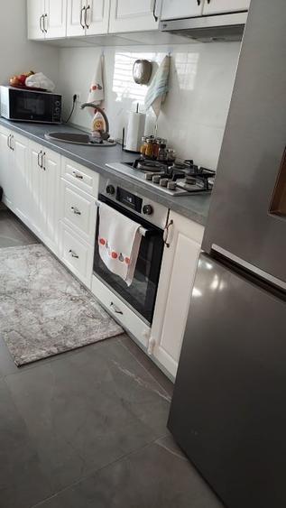 Apartament cu 2 camere decomandat, mobilat în Brătianu