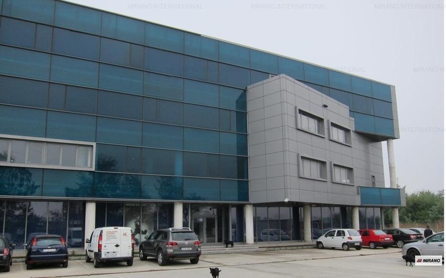 Birou, de 1,600 mp, în Domnești