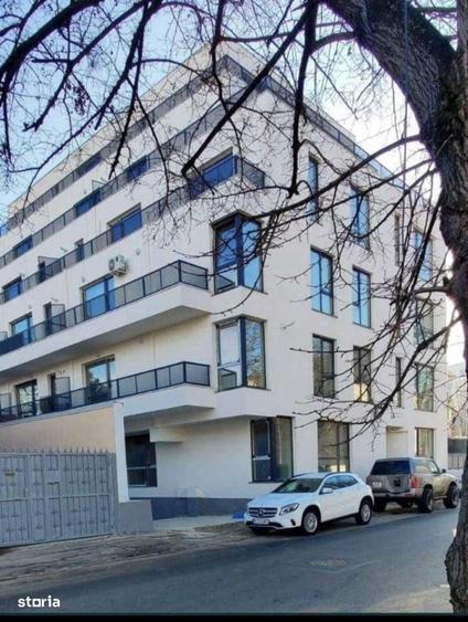 Garsonieră semidecomandată în Calea Călărașilor