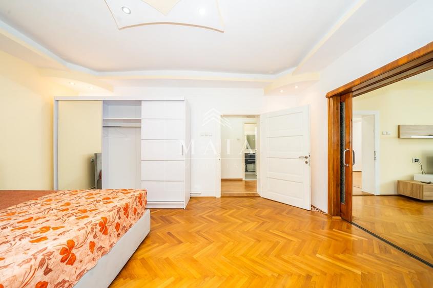 Casă individuală cu 3 camere cu Garaj în Trei Stejari