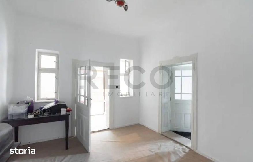 Casă cu 4 camere cu Teren 1672 Mp în Tămășeu