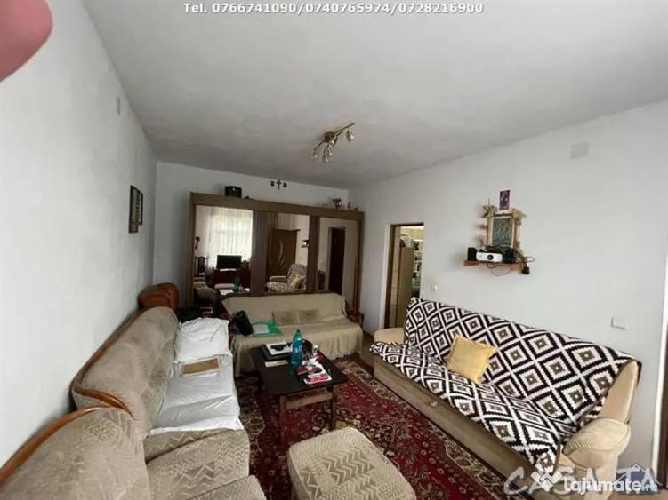 Casă cu 3 camere cu Teren 387 Mp în Central