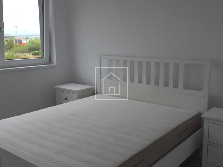 Casă cu 5 camere cu Canalizare în Cristian
