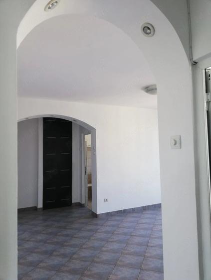 Apartament cu 3 camere decomandat în Ultracentral