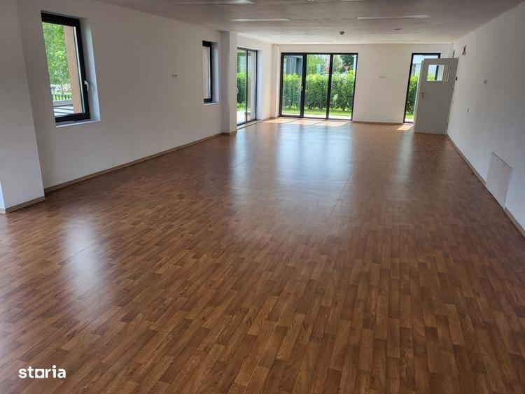 Spațiu comercial, de 575 mp, în Central