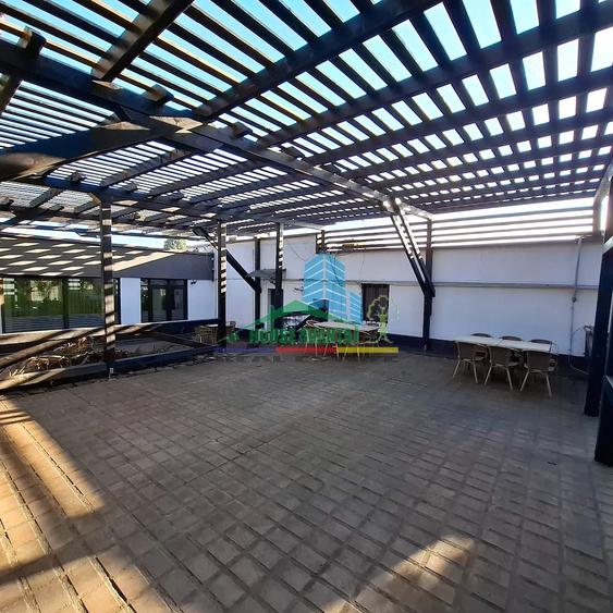 Spațiu comercial, de 550 mp, în Vest