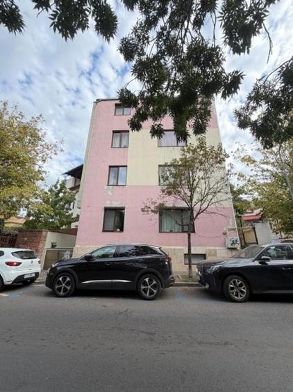 Birou, de 224 mp, în Cișmigiu