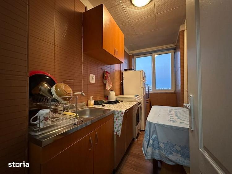 Apartament cu 3 camere în Drumul Taberei