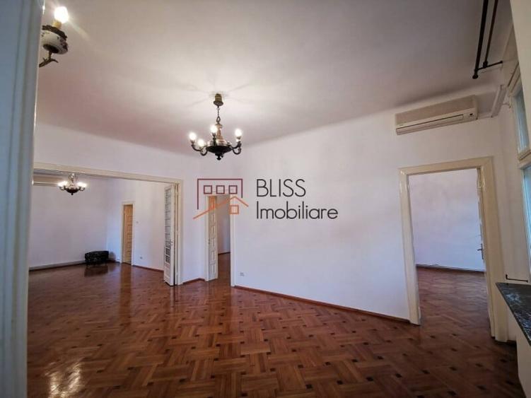 Apartament cu 6 camere semidecomandat în P-ța Dorobanți