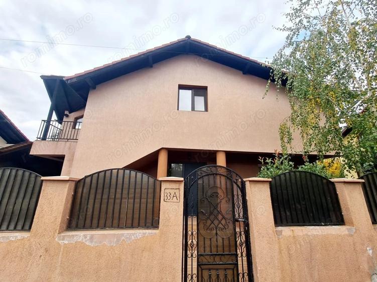Casă cu 4 camere cu Teren 300 Mp în Goranu