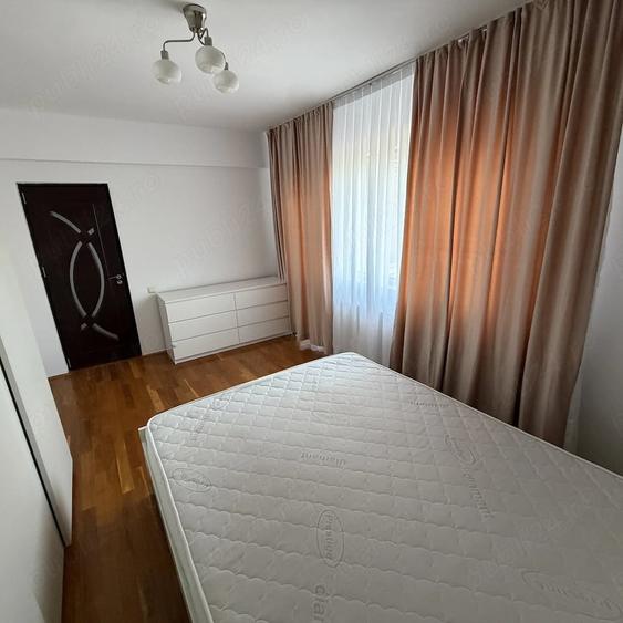 Apartament cu 3 camere decomandat în Chiajna