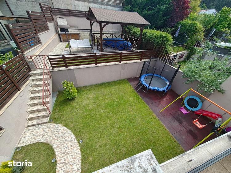 Casă cu 4 camere cu Teren 365 Mp în Florești