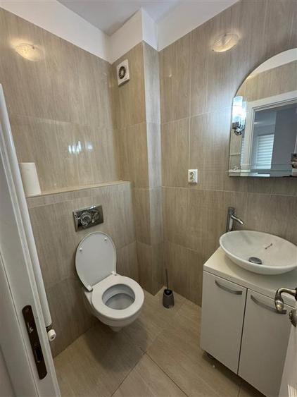 Apartament cu 2 camere nedecomandat, mobilat în Galata
