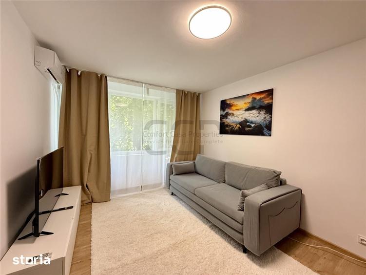 Apartament cu 3 camere semidecomandat în Iancului