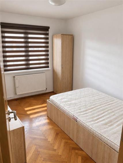 Apartament cu 3 camere decomandat, mobilat în Central