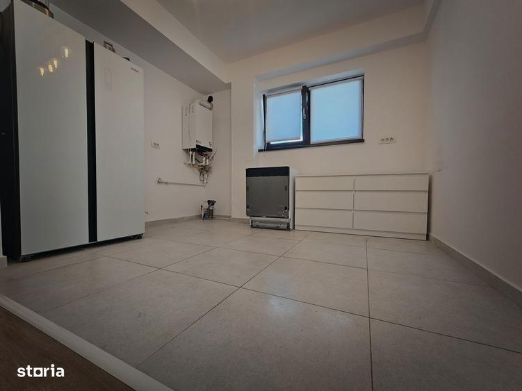 Casă cu 5 camere cu Teren 300 Mp în Corbeanca