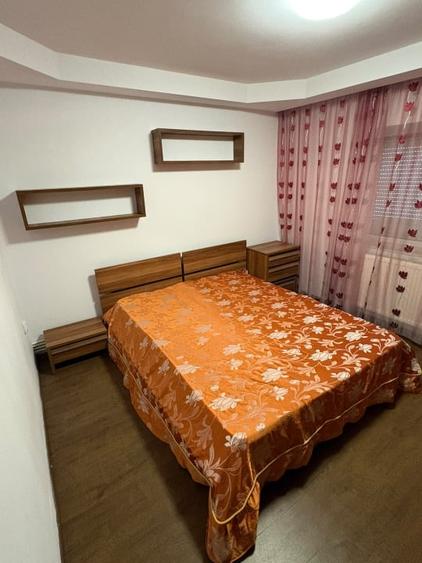 Apartament cu 2 camere decomandat, mobilat în Exterior Est