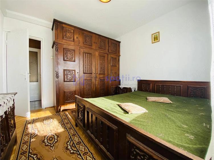 Apartament cu 3 camere în Filiași