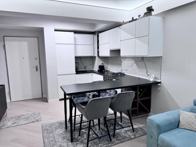 Apartament cu 2 camere semidecomandat, mobilat în Pipera — fotografia 1
