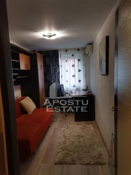 Garsonieră nedecomandată, mobilată în Complex Studențesc