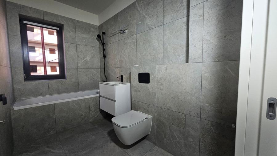 Garsonieră semidecomandată în Vest