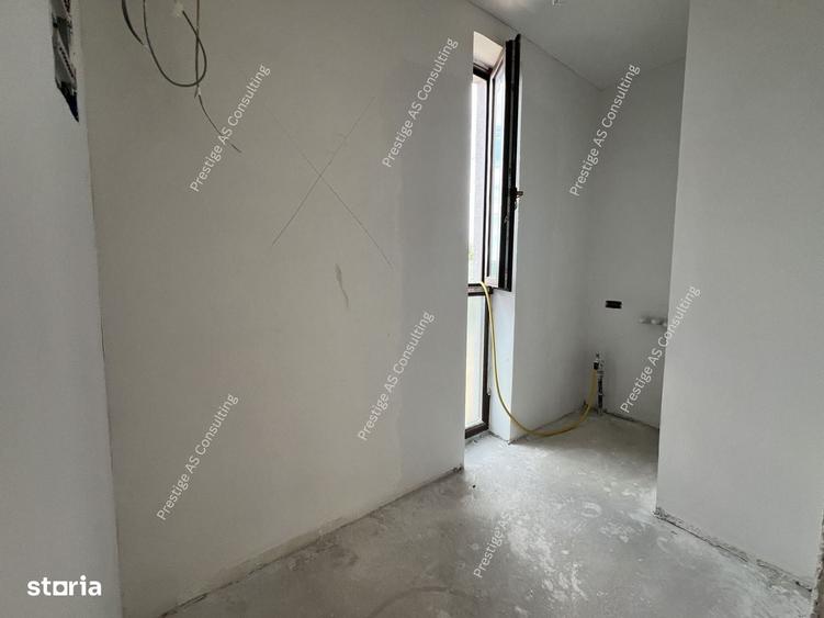 Casă cu 4 camere în Sud