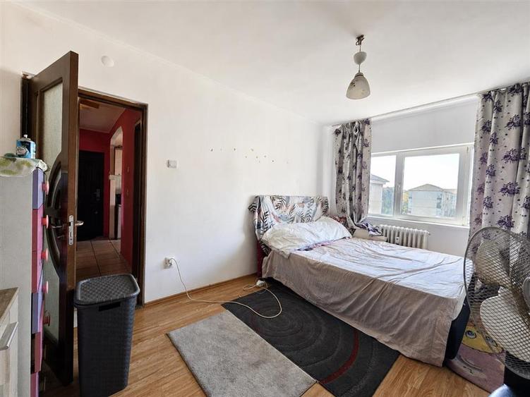 Apartament cu 2 camere semidecomandat în Iosia-Nord