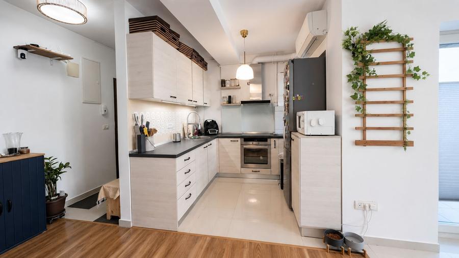 Apartament cu 3 camere decomandat, mobilat în Braytim